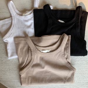 H&M tanks